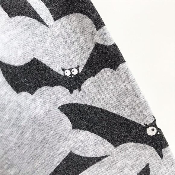 H&M bat print hooded sweatshirt VGUC 1.5-2Y - Picture 6 of 6